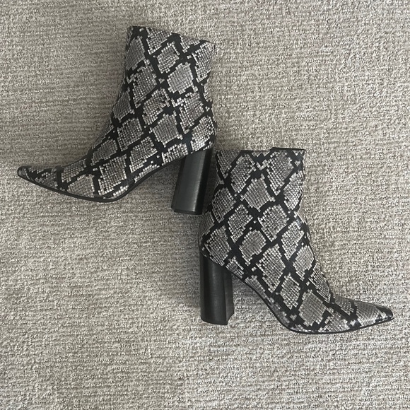 Jeffrey Campbell Snakeskin Booties - Picture 1 of 1